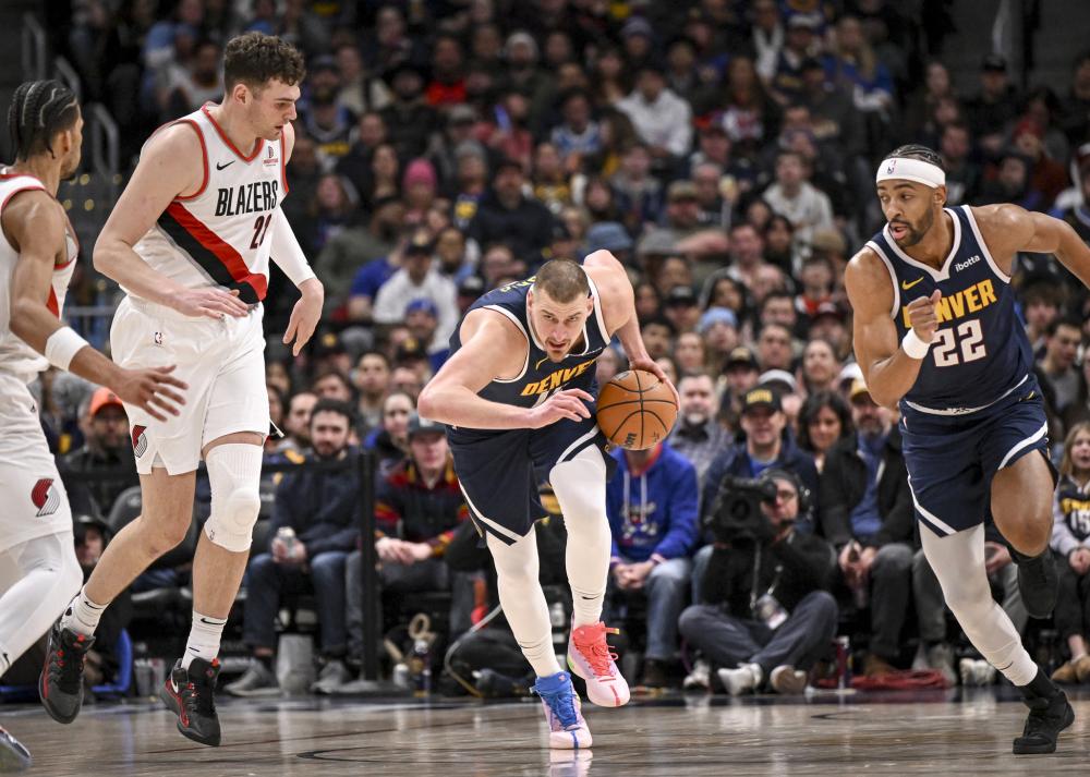 詹姆斯的职 詹姆斯的职