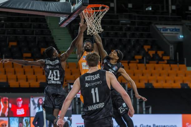 郑钦文在本 郑钦文在本